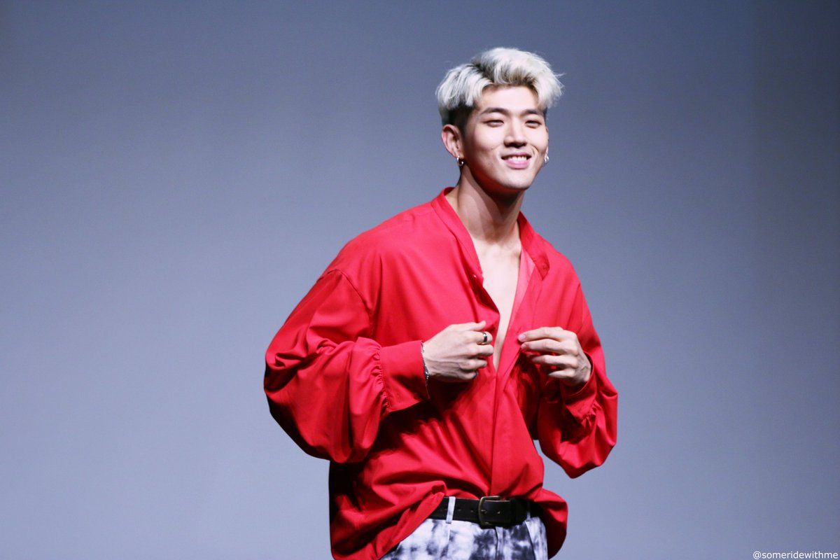 someridewithme's tweet image. 190414 KARD 팬싸
#KARD #카드 #BombBomb #밤밤
#매튜 #BM #비엠