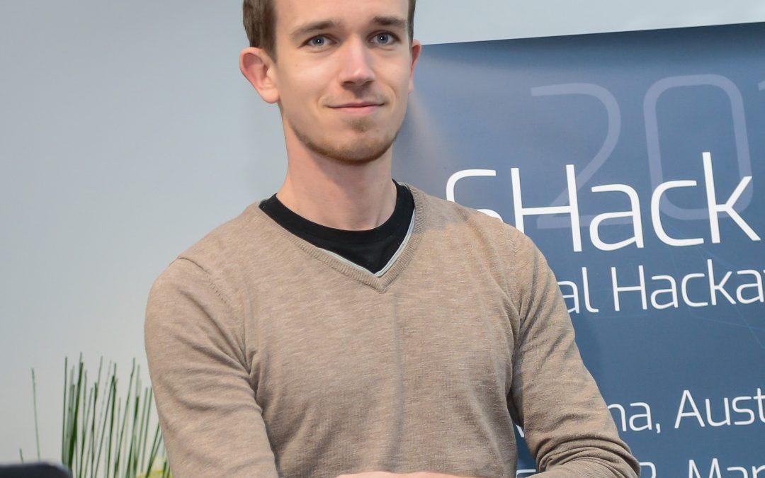 EYAgraz's tweet photo. "the Hackathon provided access to great people who could support in the technical deployment of our idea" - Interview with @tobiasfeit - Winner of #SHackVienna with #FitforFuture at @brz_gmbh supported by @paysafecard @bancosantander @awsFirst https://t.co/QPNrDEgC9F #EYA https://t.co/LQwXEPgJtb