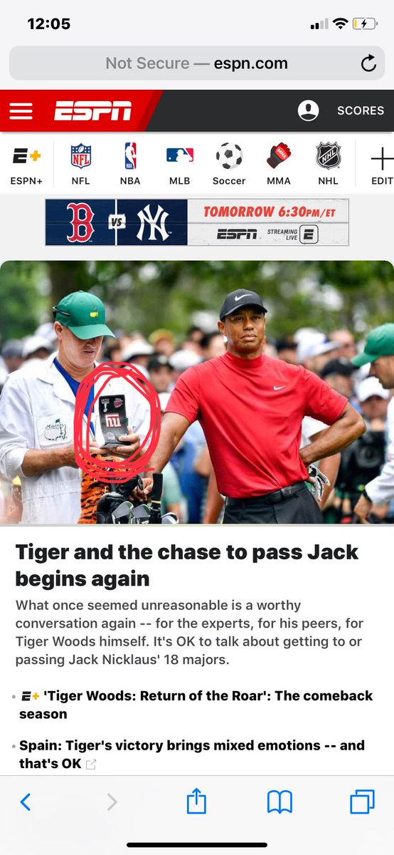 JBSmooth12's tweet photo. @MikeSullivan what does Valenti have to say about Tiger’s scorecard notebook?? He’s gotta be a huge fan now https://t.co/N4IoiTro6N