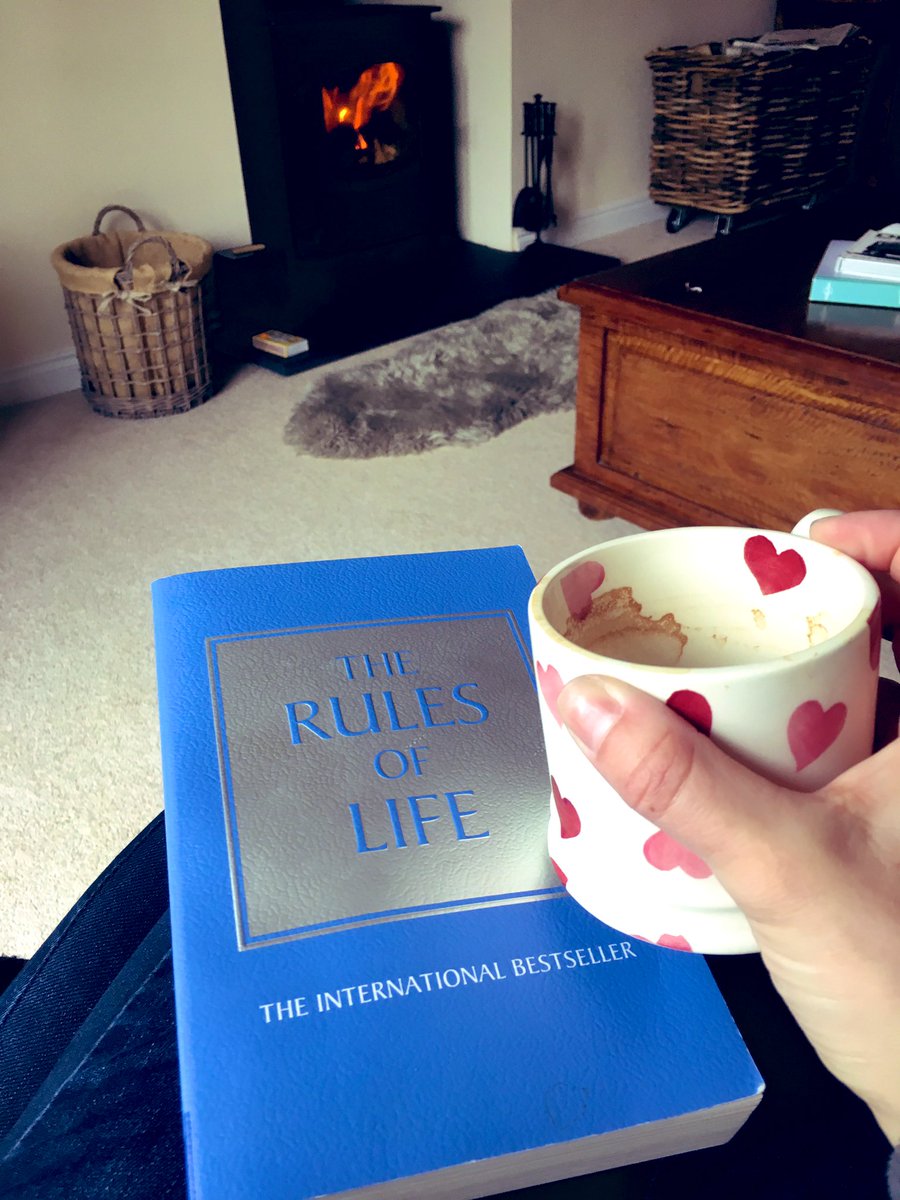 fents6's tweet photo. You can accept that you are a fabulous human being BECAUSE of all the bad things that have happened to you, not in spite of them - Richard Templar 
#therulesoflife https://t.co/2nw5fPP5CV