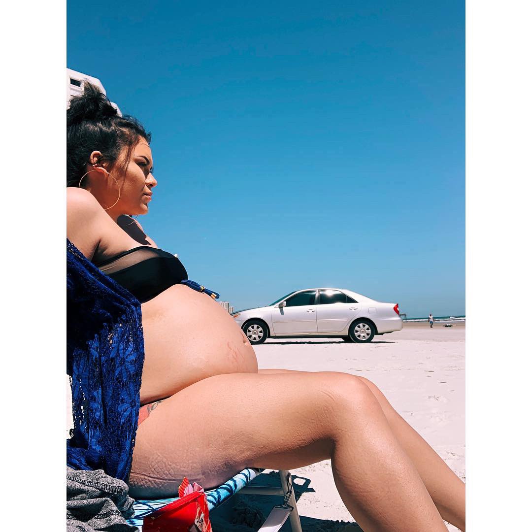 truluvkase's tweet photo. 30 Weeks & I officially have tiger stripes #yallwon #okson #whatevsbroimnotevengunnafightanymore #abitchswamincocoabutter https://t.co/pke8IlOY83