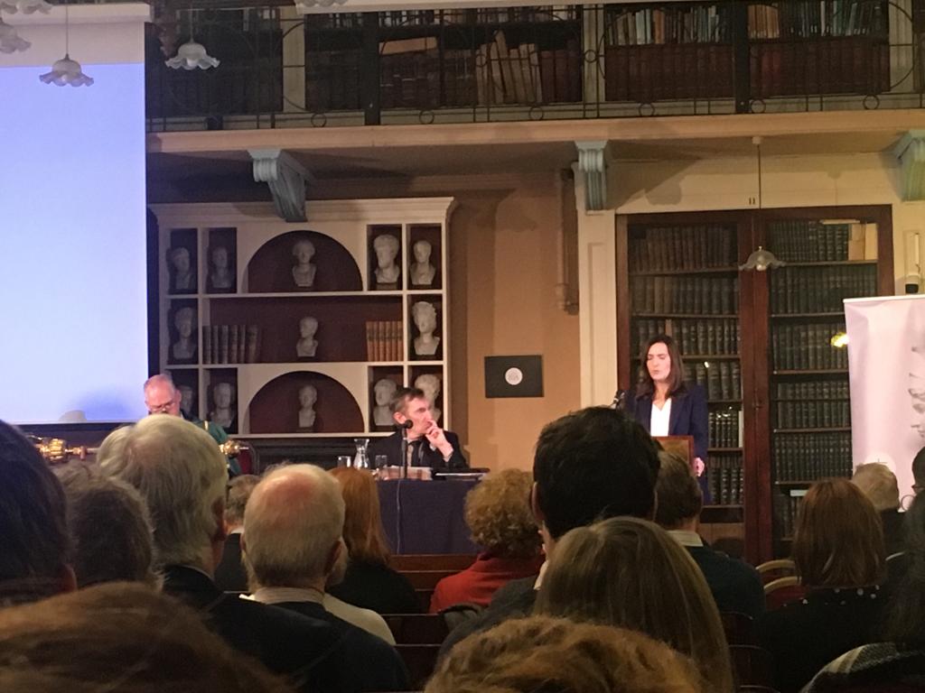 How to successfully address global issues like food security and malnutrition? Professor Anna Davies gave a response to Professor Wayne Powell’s talk at @RIAdawson yesterday stressing the role of #socialinnovation and #policyresponses in tackling these vital global challenges