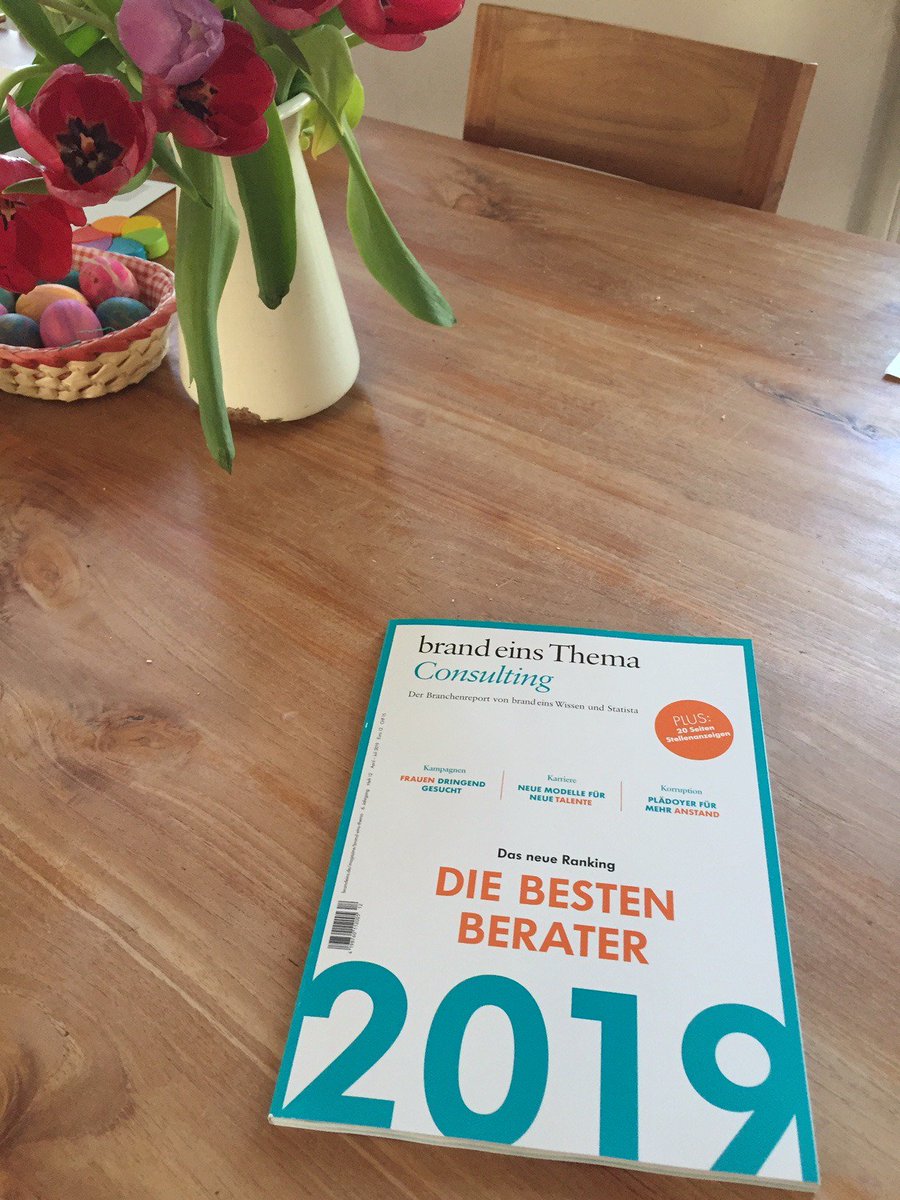 subjectresoul's tweet photo. 2014 - 2015 - 2016 - 2017 - 2018 - #2019! Happy :RESOULERS! :) Cheers to our clients and colleagues: In 2019 we have been voted into the @brandeinswissen list of the best consultancies in Germany. For the sixth time in a row. https://t.co/ZZ5mDMYxMX #grateful #soulorganizations https://t.co/7y3P9VfDfn