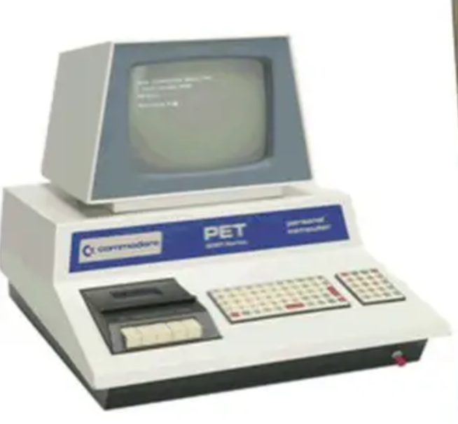 GeniusPlaza's tweet photo. #TodayInHistory At the 1st annual West Coast Computer Faire, @apple II & the #CommodorePet2001 were introduced. Both companies used the same processor but had different design strategies: @apple wanted to build computers with +features at a higher price #tuesdaythoughts #GPEdChat https://t.co/0QCFaGiMkx