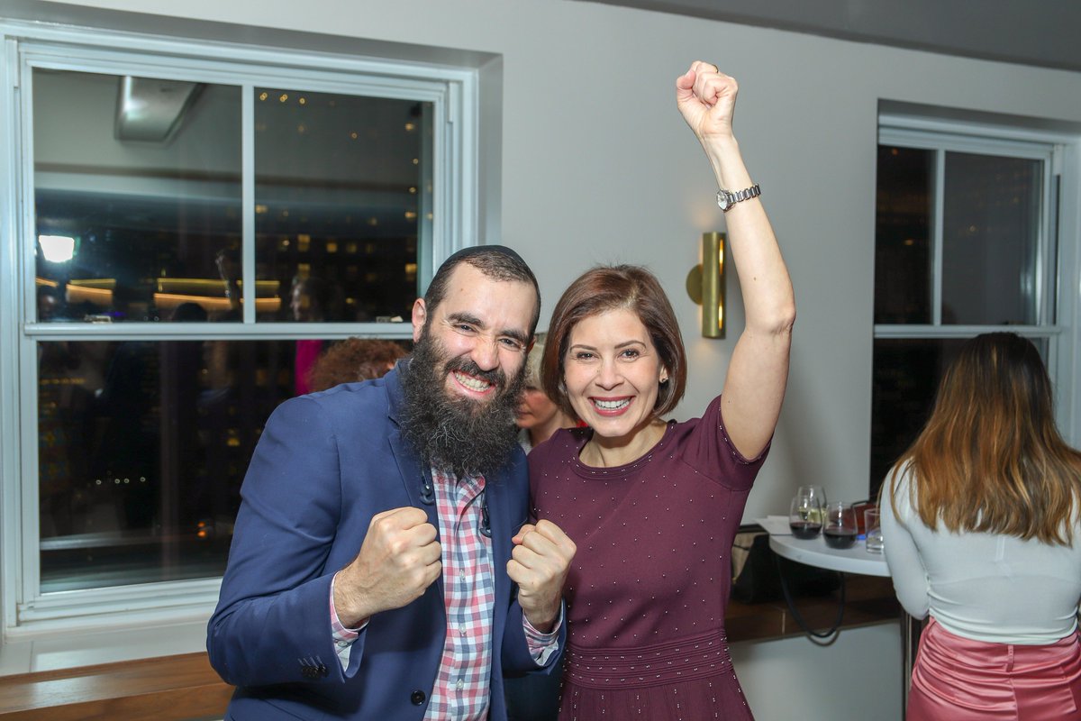 MDWSummit's tweet photo. Go forward with #GoBigNow intensity! The #MDWSummit delivered $100,000 worth of business value, new friendships and tools to scale up FAST. https://t.co/C9T0ZKYgKt