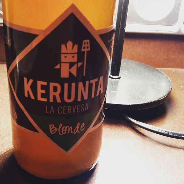 CurcumaGirona's tweet image. Ja la tornem a tenir. I ens fa molta ilusió.  Directament de girona, ens arriba de nou la #kerunta. Gràcies en Toni i em Victor que comencen un nou projecte que donarà de parlar i molt a la ciutat..de moment ja en tenim un tastet 
@kerunta_craftbeer 
#beer #cervesaartesana #…