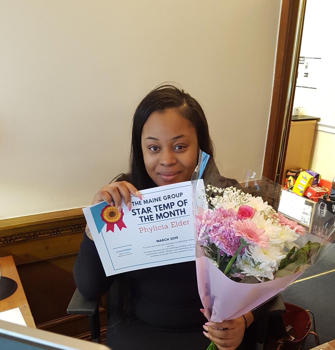 The_Maine_Group's tweet photo. Huge congratulations to this months #Temp of the Month, Phylicia! She is an absolute #star and has received amazing feedback from all of her bookings, really going above and beyond in all of her roles. Thanks for being fab! #Employeeofthemonth #temaworkmakesthedreamwork #toptemp https://t.co/Ry2hdtPMit