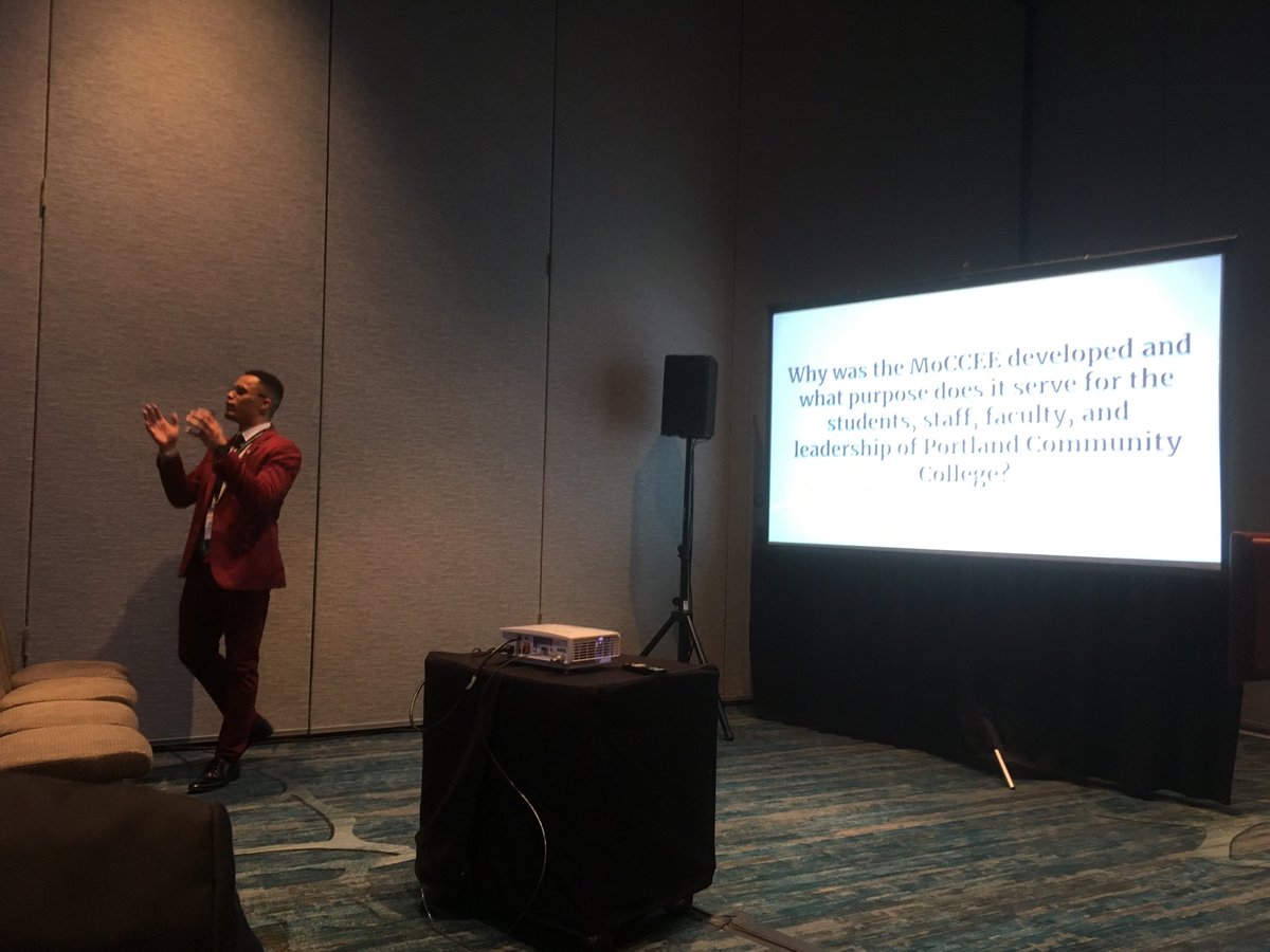 PrezMitsui's tweet image. Alex McPherson, Program Manager for PCC’s Men of Color Center of Excellence at Cascade Campus, engaging the audience from across the US and building capacity at AACC 2019.