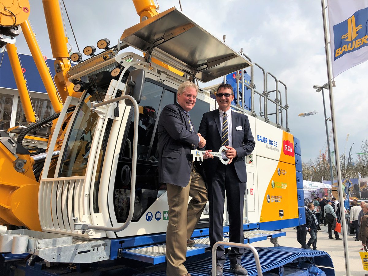 The BAUER BG 33 PremiumLine Drilling Rig was introduced at #bauma2019. Rudi Kaub of BAUER Maschinen GmbH was happy to turn over the reins to our CEO Roy Kern at the official key ceremony. <a href="/baumaOfficial/">bauma Official</a>