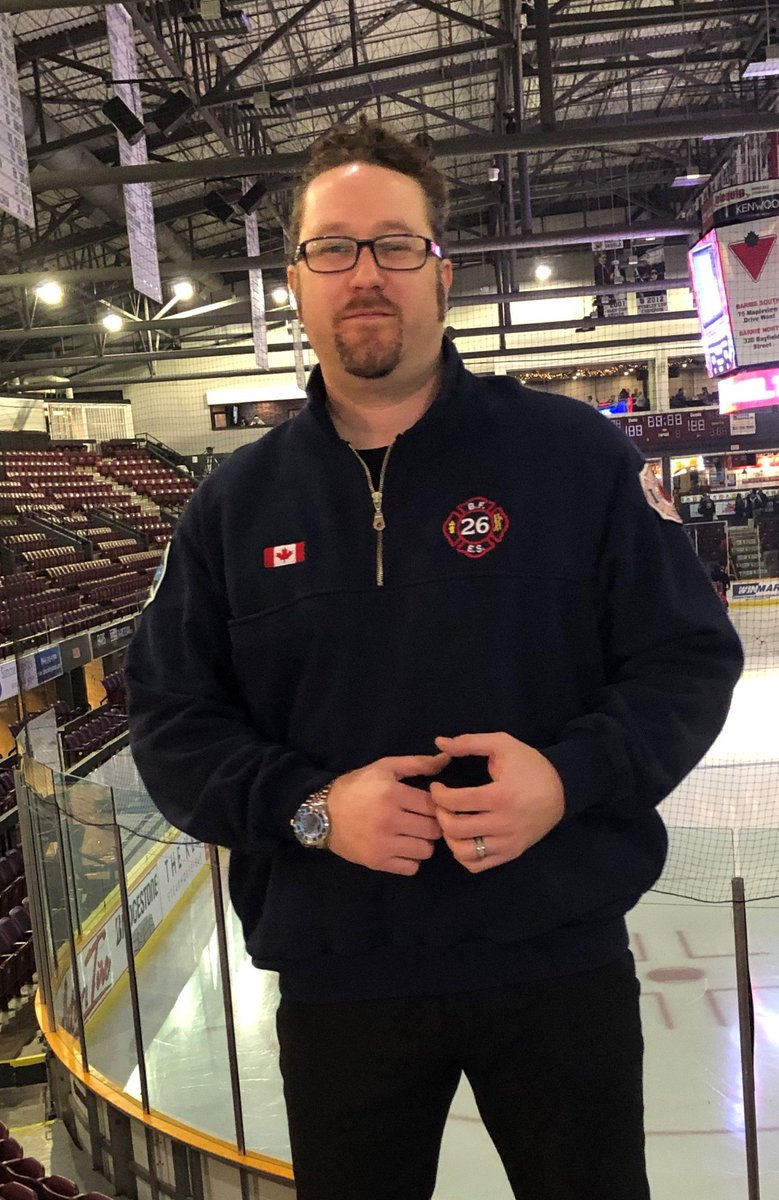 Barrie_Fire's tweet photo. Meet Ryan.  Not only is he one of our stellar communicators, he is the Simcoe County Public Safety Communicator-of-the-Year Award winner for 2019!  Ryan has been with Barrie Fire for >8 years &amp; was nominated by peers for his positive attitude and excellent outlook! #NPSTW2019 https://t.co/yCjhHi4RBq