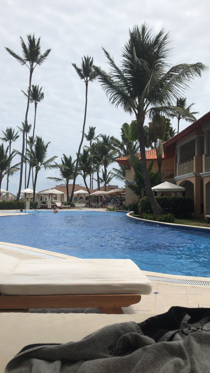 TravelUnpack's tweet photo. #paradise @MajesticResorts https://t.co/2UxPDNT1uU
