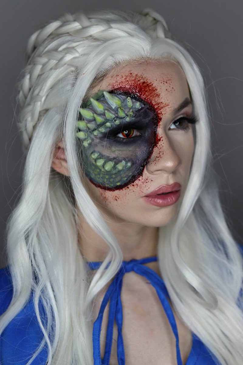 WhitingRachael's tweet photo. Game of thrones :) hope you like I took inspiration from the incredible @simplesymphony_ π #GamefThrones #gameofthronesmakeup #motherofdragons #makeupbyme #mua #prosthetic https://t.co/gGhRu8ZA6V