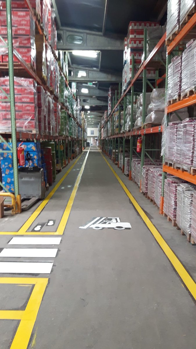ErmTrafik's tweet photo. #fabrikaçizgileri #yolçizgileri #işgüvenliğiçizgileri #fabrikaiçiyolçizgileri #fabrikaçizgisi https://t.co/gaawI1IMLX
