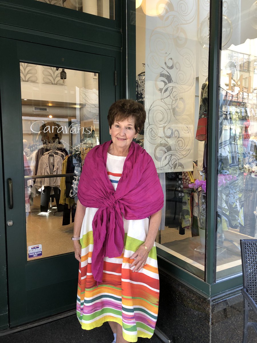 CARAVANSNC's tweet photo. Color, color, color! Ann is taking this brand new arrival home with her to FL! What a ray of sunshine she is!💕🌞#fashion #style #springclothes #ss19 #color #mymodels #uniqueboutique #asheville #grovearcade #shopsmall #shoplocal #828isgreat @GroveArcade @CARAVANSNC https://t.co/84wRyd3cjJ
