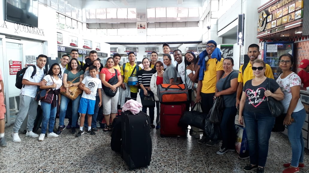 MAESSPORT's tweet photo. MAES rumbo al Big 10 ciudad Bogotá, Graciasss Dios por permitirnos tener una oportunidad mas para nuestros deportistas, padres de familia y toda la familia Maes gracias totales por el apoyo, ORGULLO, CORAZÓN Y MAES, seguimos marcando diferencia!! https://t.co/TDnxtgjr2B
