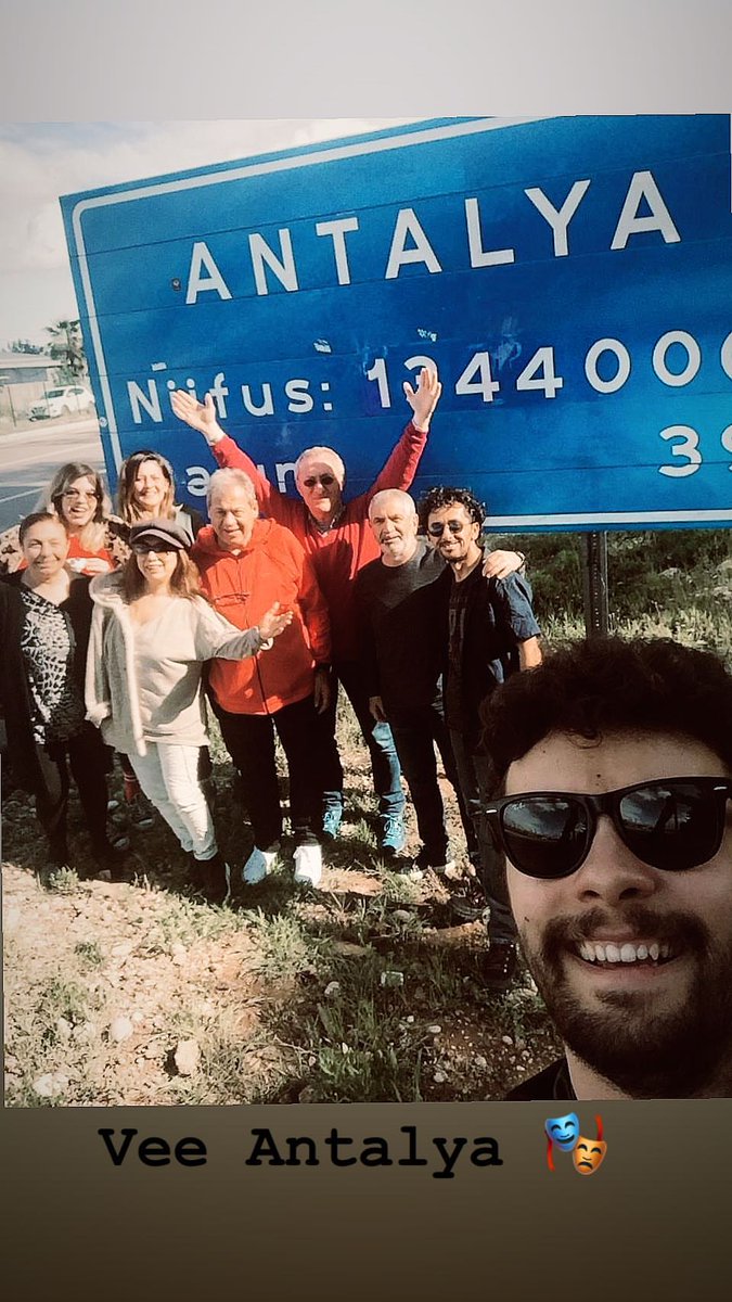 merve_akaydnfc's tweet photo. 📣🎭
#yaseminyalçıntiyatrosu
#VeePerde #mervemizinmemleketi #antalya 'da🤗
#merveakaydin
@merveakaydn
MÜCEVHER NUR 💎 https://t.co/uL8lFNNj80