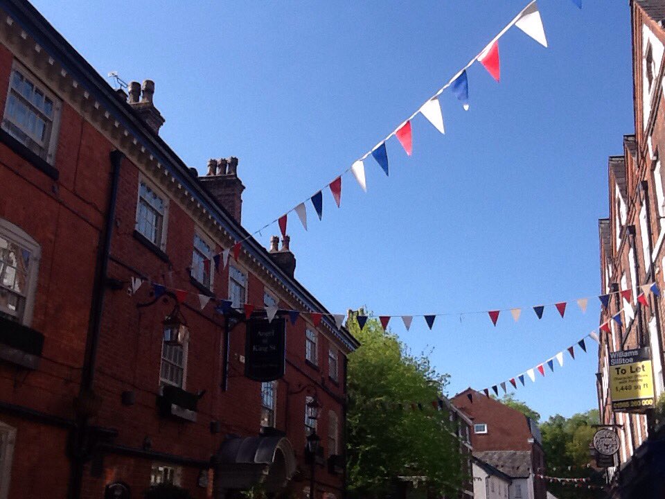 Thanks <a href="/KnutsfordNews/">Knutsford Guardian</a> for publicising our NEW King Street walk -1000 years of history - which debuts on Friday 3rd May at 2pm from our gift shop. An extra treat on ROYAL MAY DAY at 11am this walk will be repeated.
£5 per head. No booking needed. Enjoy 👣👣👣