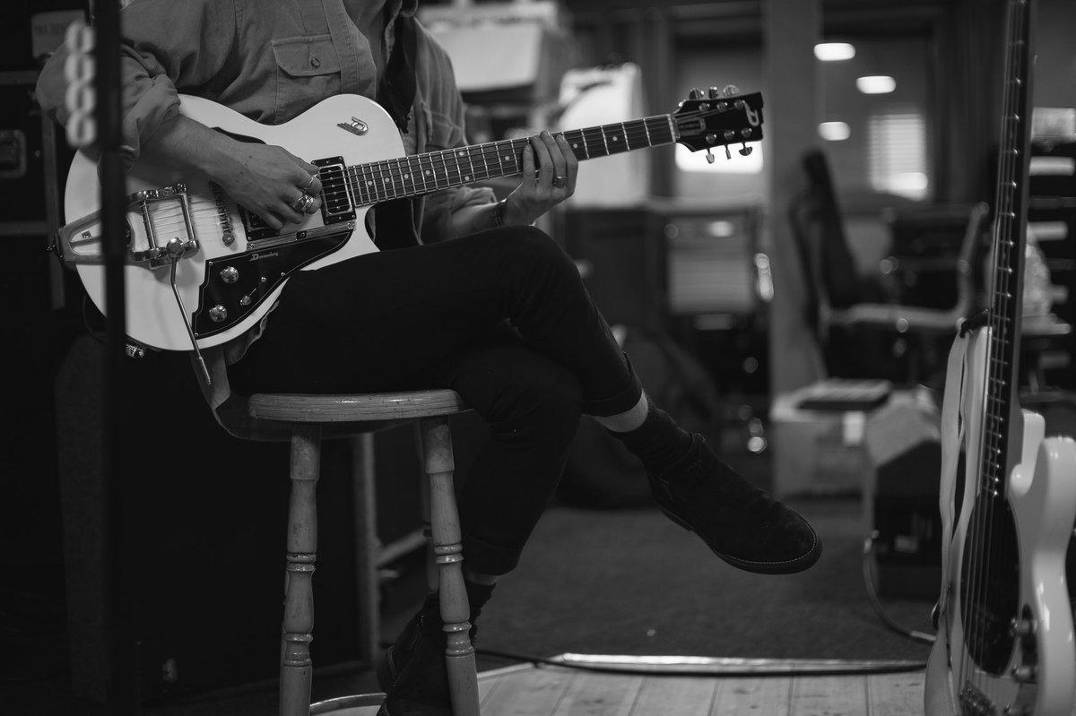 TheVampsband's tweet photo. ⏳ https://t.co/Dss7BBgJrk