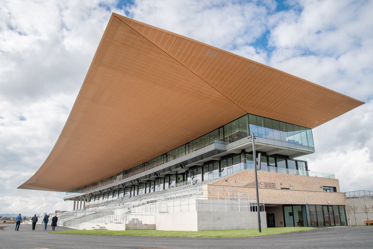 IREthoroughbred's tweet photo. Quality, style, function, modernity. The new Curragh Racecourse has it all. An incredible asset for Irish horse racing. Make sure to visit as soon as you can! #Curragh #Future https://t.co/Kp8j0e5Hh6