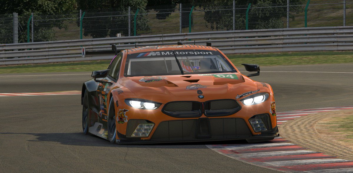 Jorge23IR's tweet image. Después de la gran carrera de ayer, no hay tiempo para descansar, porque esta noche toca la segunda prueba de @CampeonatosCns en Spa junto a mi compañero @JordiMG86! 
Carrera en la que la estrategia va a ser la clave, otra vez, para poder conseguir un buen resultado. Nos vemos!