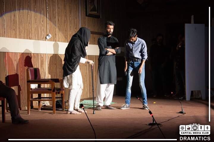 CapitalMediaCl1's tweet photo. CMC presents "Thekedar ka Beta"Theatre play that narrates the story of a child who is abandoned by his parents but as fate would have it is picked up and taken care of by a "Thekedar". Follow his journey to finding his birth parents in an age of corruption, betrayal, heart break. https://t.co/VrHsndO5zb