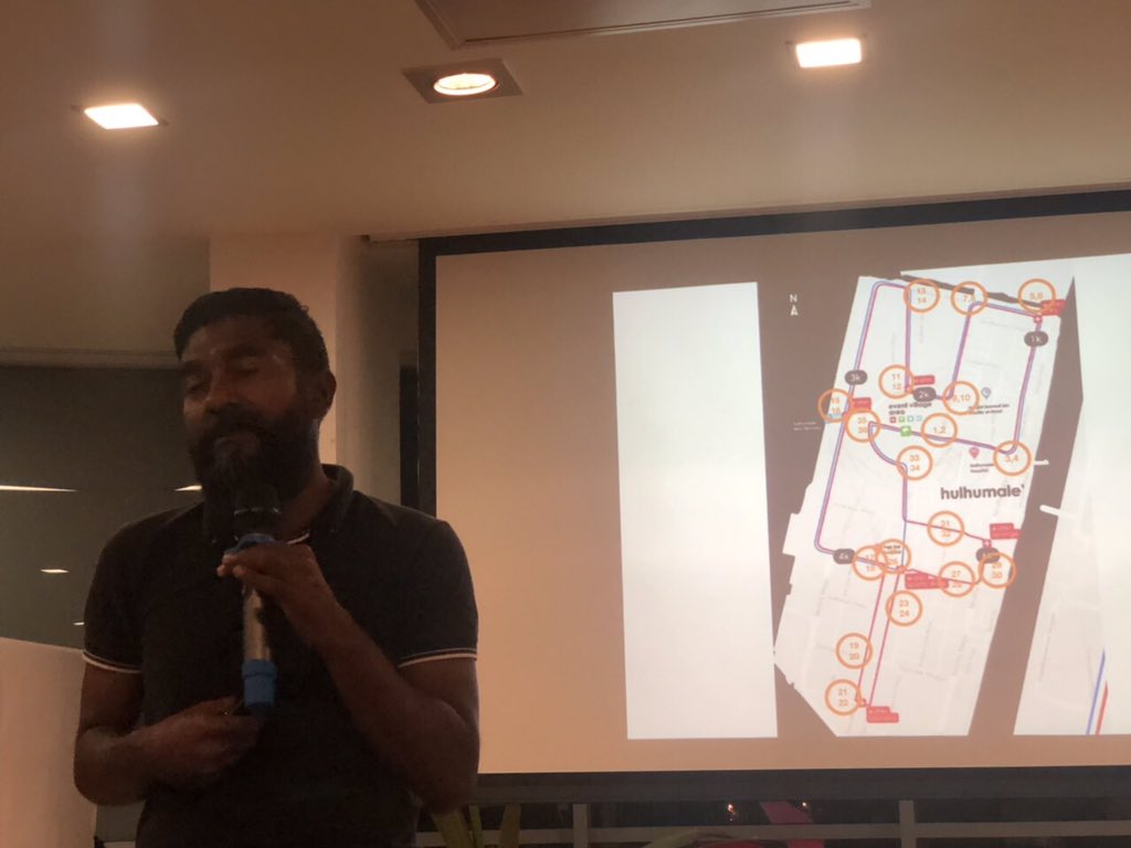 3000TfG's tweet photo. #everyhelpcounts - volunteers for #CocaColaLONGRUN2019 are thoroughly briefed and set to take their places in the route to be there with smiles just for you all runners! ❤️ https://t.co/TyCj7AY4ZG