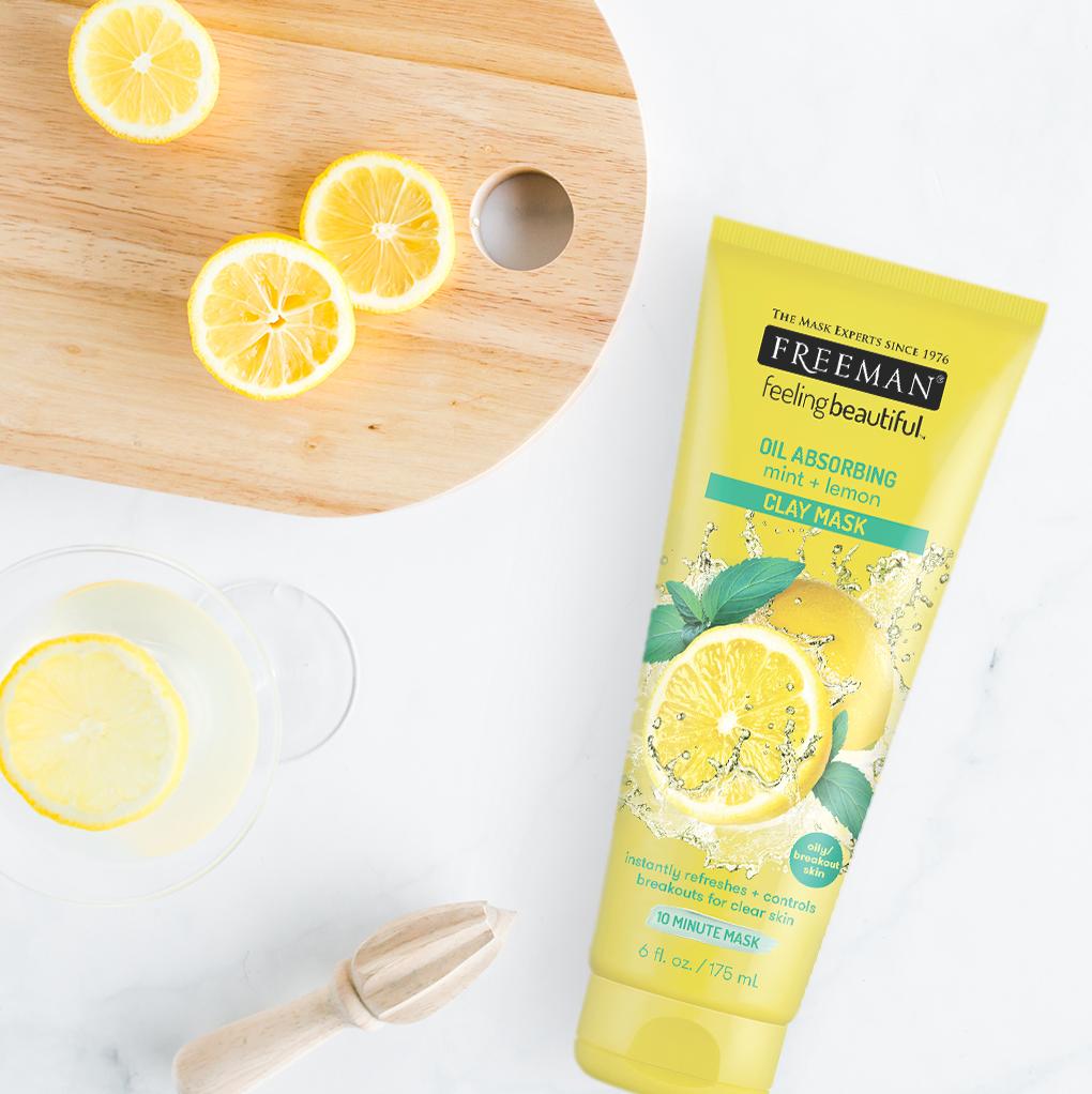 Say no to breakouts with this mint + lemony cool clay mask. 

Helping to deliver relief from inflammation caused by breakouts. Clays absorb oil to minimise shine and the appearance of large pores. Mint and Lemon cool and refresh. Perfect for breakout prone and oily skin.