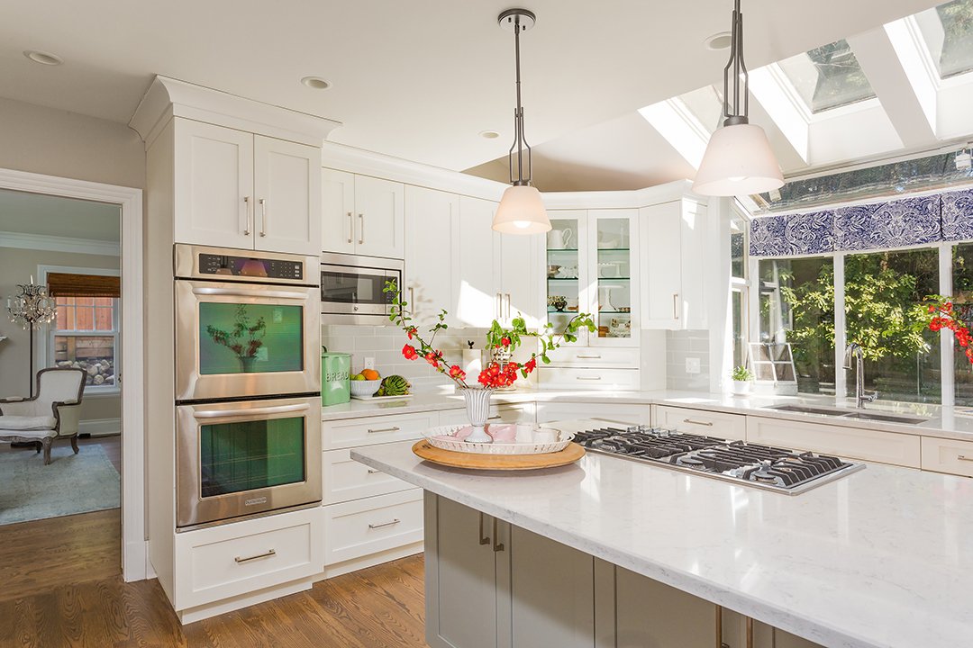 clarke_team's tweet photo. NEW LISTING! Open Saturday 2-4 p.m.

3364 Redfern Place - Delbrook - $2,499,900

• 4 BRs, 3 baths, approx. 3,325 sq. ft.
• beautifully renovated character home exudes classic charm with modern comfort

https://t.co/XyoEneQGNZ https://t.co/OYGFMd36lz