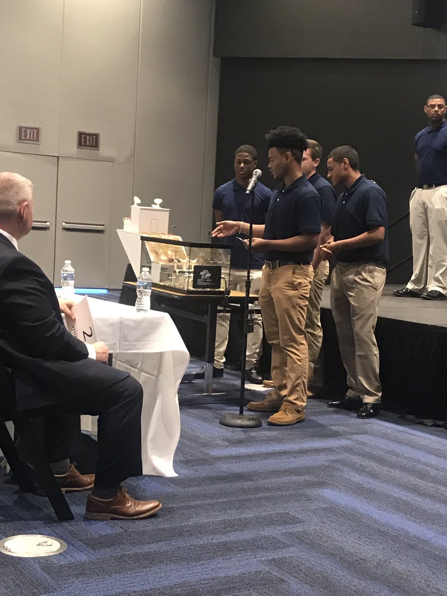 carly_woolfolk's tweet photo. Congratulations Dinwiddie Energy and Power students! 3rd place overall in the Energy Innovation Challenge! @Din_CoSchools #GetIntoEnergyVA #DeepRootsGreatHeights https://t.co/WwYzYx3B23