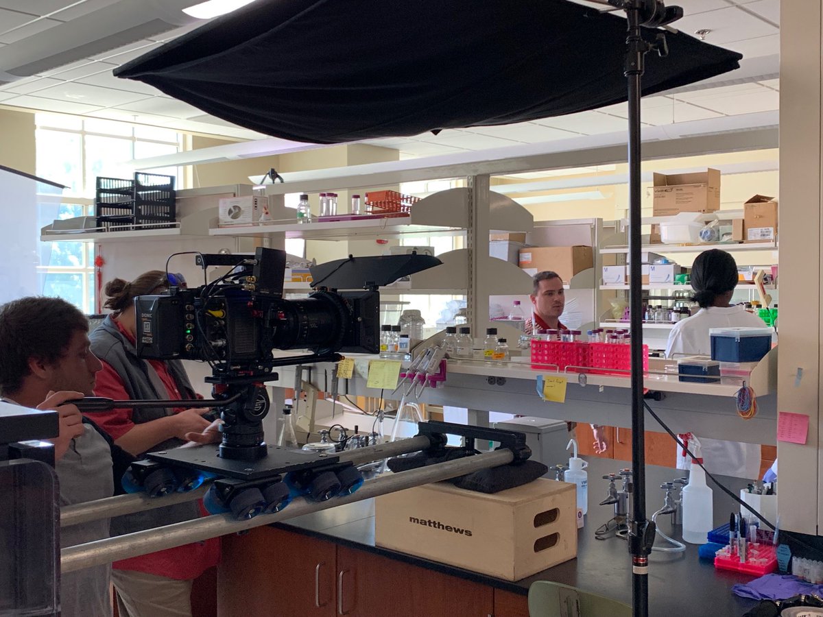 wormshack_UA's tweet photo. The Worm Shack is currently more like a movie set than a lab, as our Ph.D. students, Jennie Thies and Anthony Gaeta, are representing UA in the next national TV commercial. @UaDeptBSC #WhereLegendsAreMade #RollTide @UofAlabama @UAGradSchool #sciencedivas https://t.co/AwICwCU1xQ