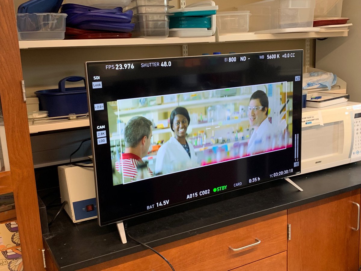 wormshack_UA's tweet photo. The Worm Shack is currently more like a movie set than a lab, as our Ph.D. students, Jennie Thies and Anthony Gaeta, are representing UA in the next national TV commercial. @UaDeptBSC #WhereLegendsAreMade #RollTide @UofAlabama @UAGradSchool #sciencedivas https://t.co/AwICwCU1xQ
