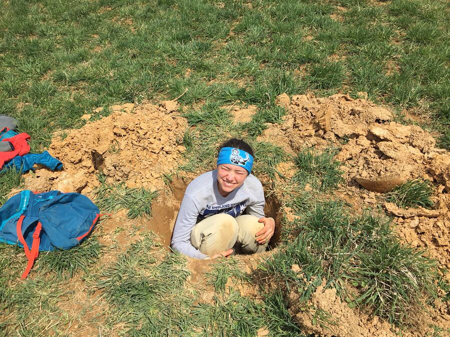 It's field season again!  I spent this past week digging holes and collecting soil samples for Cs-137 analysis at the @SSHCZO Cole Farm site as a part of my effort to understand timescales and rates of erosion in this farmed, upland setting @kh_freeman #GeoWriters