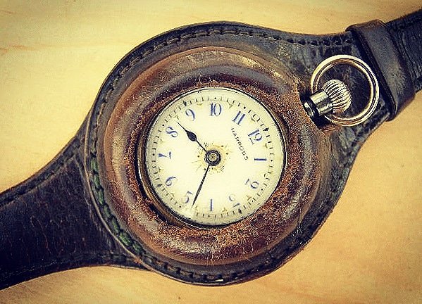 saatonerileri's tweet photo. https://t.co/hqJOYvXl8j
Kol Saatlerinin Tarihi
#Saat #Watch #KolSaati #WristWatch #KadinSaat #KadinSaati #KadınSaati #WomenWatch #ErkekSaat #ErkekSaati #ManWatch #LuksSaat #Luxury #LuxuryWatches #ModaSaat #FashionWatch https://t.co/pEdysSQKxH