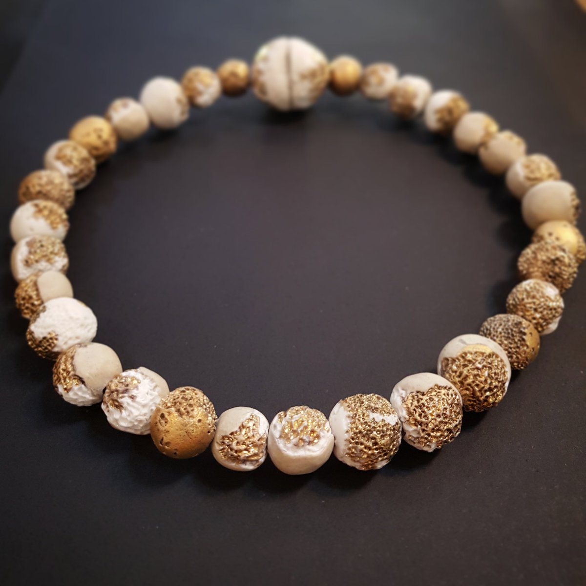 Something different! Striking porcelain and gold necklace <a href="/MilsomPlace/">Milsom Place</a> <a href="/bestofbath/">bestofbath</a> <a href="/BathLifeMag/">Bath Life</a> <a href="/WelcomeToBath/">Welcome To Bath</a> #statementnecklace #independents #shoplocal #jewellery #visitbath
