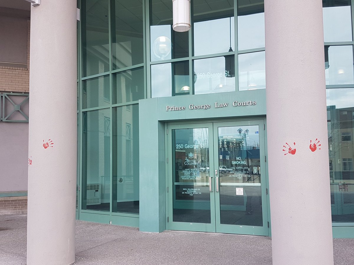 akurjata's tweet photo. Prince George Courthouse. Today is the National Day of Action on the Overdose Crisis. Officer in the scene just told me this is vandalism. #cityofPG https://t.co/KH2vWWet8Y