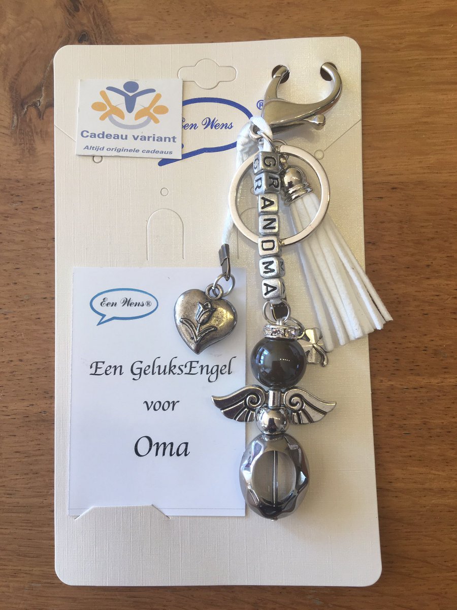 Cadeautip voor alle lieve oma’s #geluksengel #oma #sleutelhanger
