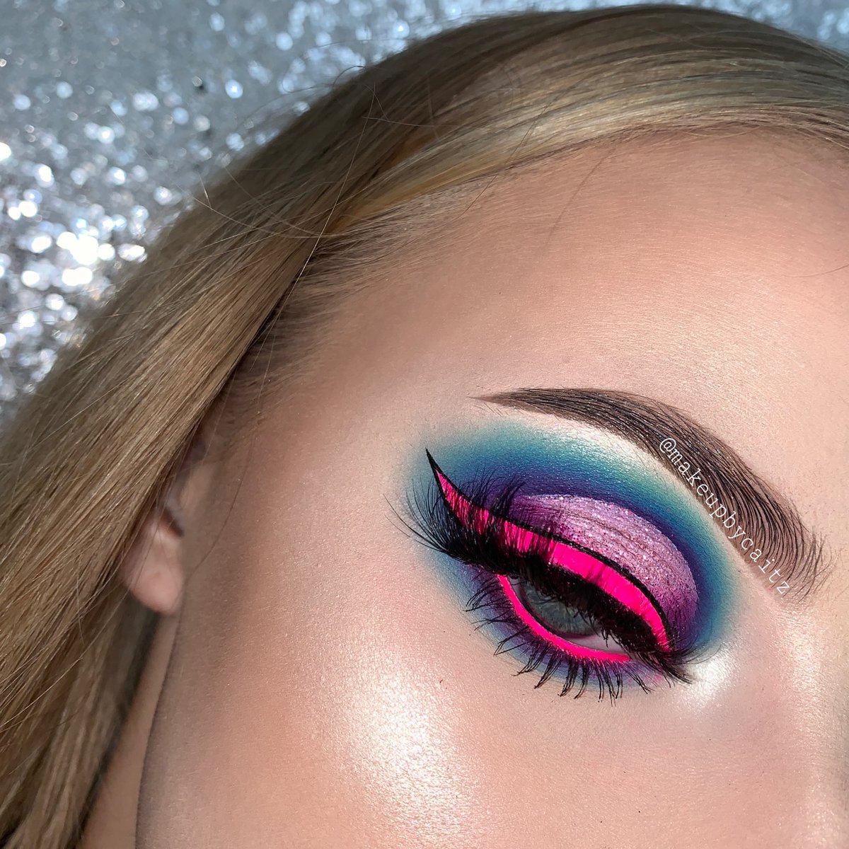 makeupbycaitz's tweet photo. @MorpheBrushes @vanessa_gyimah https://t.co/maJvsk2v30