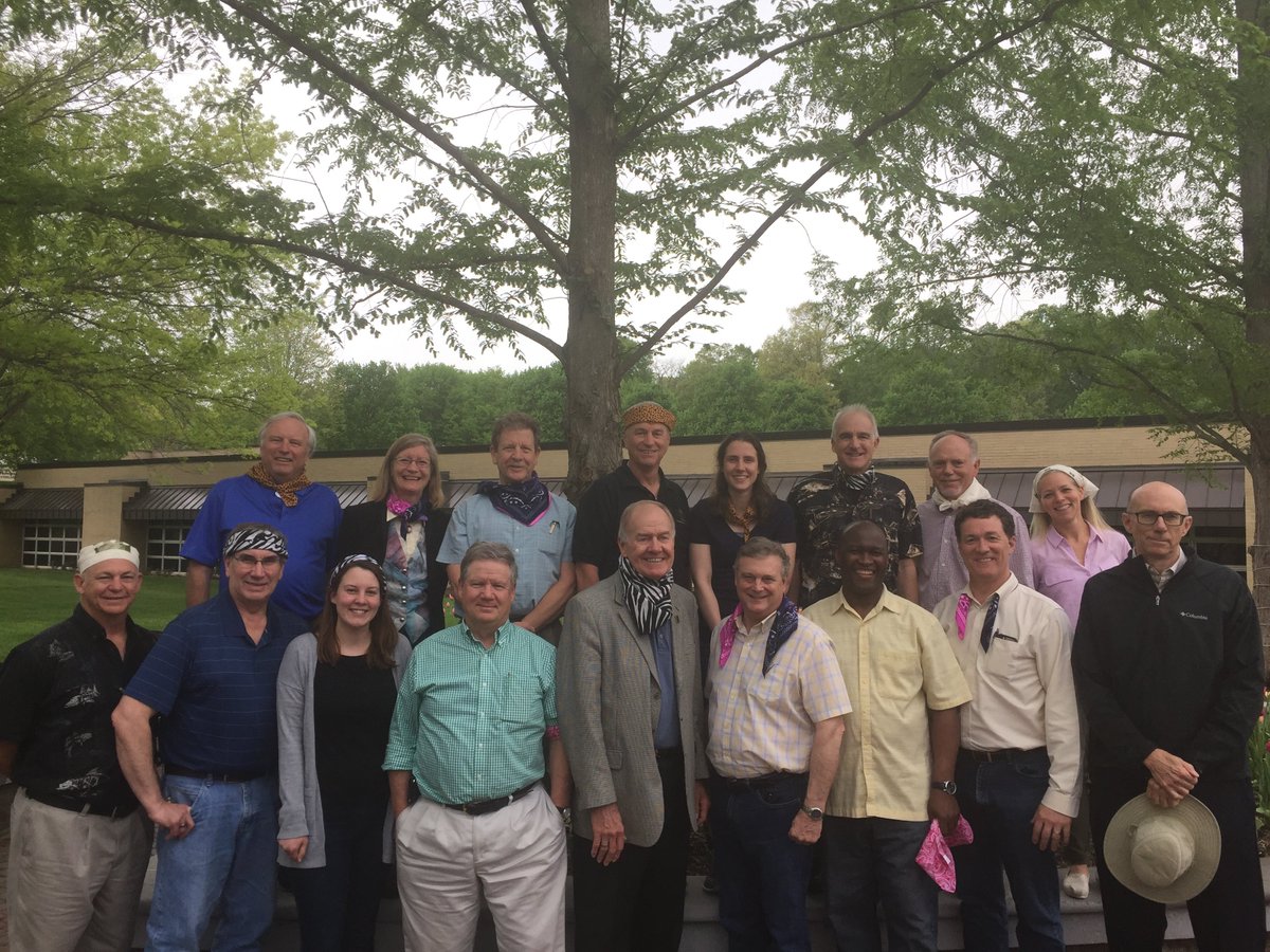 foresters's tweet photo. SAF is looking for leaders like you! Up for election: SAF VP & board members for District 2 (OR); District 5 (MN, IA, WI, MI); District 8 (Appalachian SAF); & District 11 (TX, LA, MS). Apply or submit your recommendations: https://t.co/ccoxkclPRu
#SAFBoard #SAFLeadership https://t.co/Ac0cLDy3KR