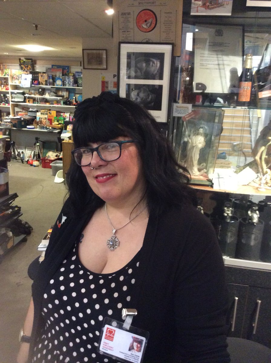 A sad “goodbye” to our Debster makeitworkshop.wordpress.com/2019/04/16/a-s…