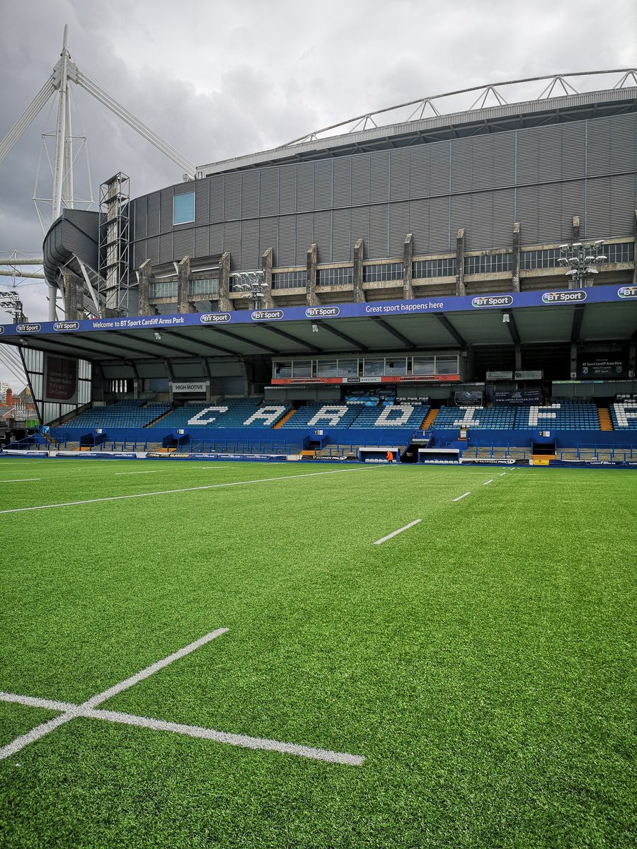 MikeArmiger's tweet photo. It's been a season full of ups &amp; downs but we've achieved our goal of leaving the club in a better place for future generations. 

Looking forward to next season already. Thanks to all students, fellow coaches, faculty, sponsors &amp; friends of @TheUBHRFC
You've been brilliant 👏 https://t.co/CecrndY6Yd