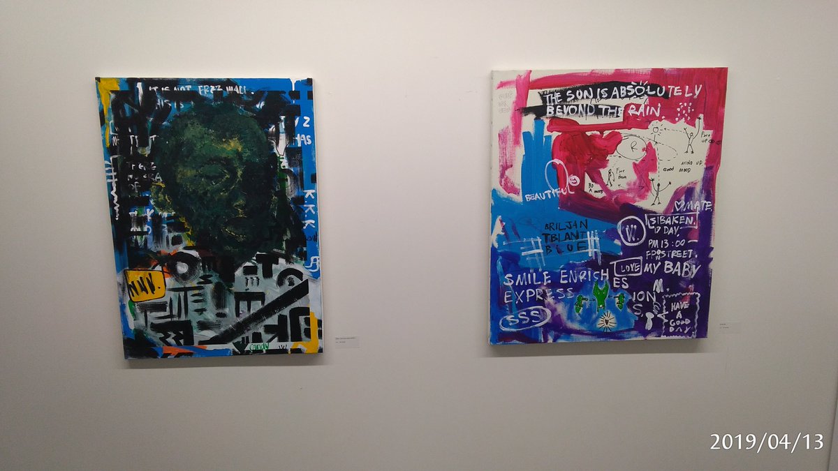 szmzk's tweet photo. #FestArtOsaka 2019、瀬戸美術。過年度の展示に比べるとありがちのような作風・英語も中二病っぽいようでいて、しばらくそこにいると不思議と惹かれるMASAKI HAYASHI / Expresser 。20日まで。 https://t.co/KtpvhllCDe https://t.co/iR8Kir4IAk