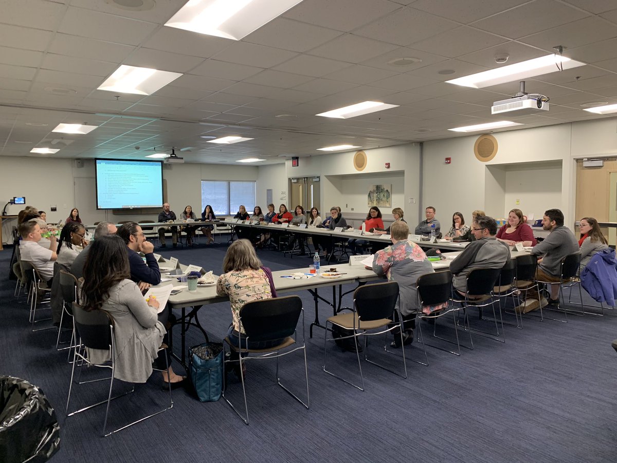 rocbite's tweet image. ASF membership meeting today with great attendance! Discussion was contract and budget. Campus president Brenda Zamlen and @IBT_320 President @SamiGabriel320 shown. @MSUAASF #scsuASFRocks