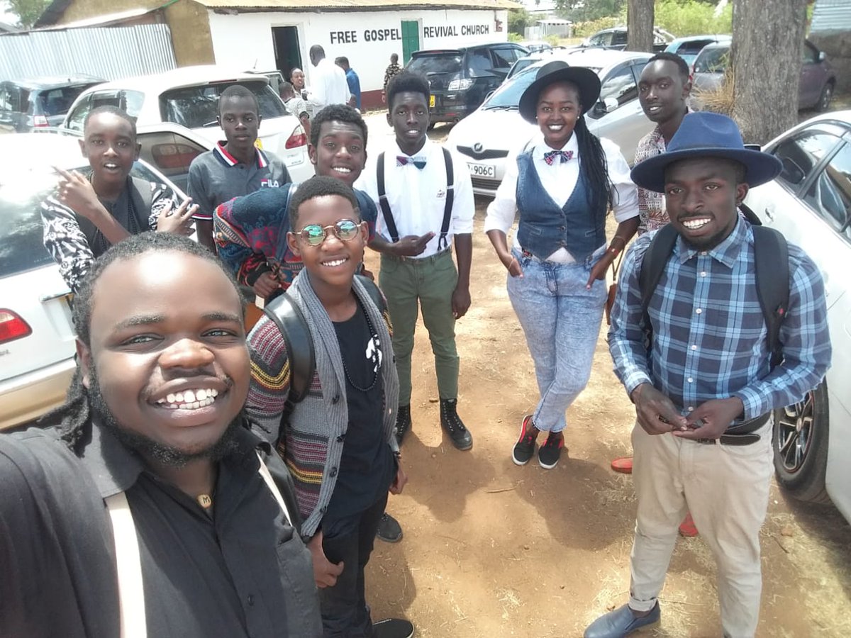 markusmwanik's tweet photo. @SwagNation_Ke Event was a blessings for me..got to hangout with these beautiful people..family https://t.co/0i3nDEeflw