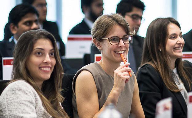TopManagementMx's tweet photo. El Executive MBA de ESADE, entre los veinte mejores del mundo, según el ranking de QS.
@ESADE @theESADEmba @TopMBA @TopUnis @KoldoEchebarria @MarGonzalezES @oriolllop @AriadnaSanahuja @ESADEexed 
https://t.co/BjTGjYt2kx https://t.co/tFoy9bRzNp