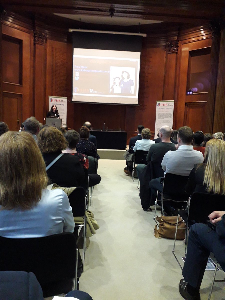VinciFMRory's tweet photo. Difficult not to be inspired by @nataliefee from @CitytoSea_ and the fabulous @KidsVplastic in terms of how we make a difference and how we think about #TheLastStraw and #PlasticPollution #singleuseplastic @IFMA_UK @RICSnews https://t.co/cD8hSvHjW6
