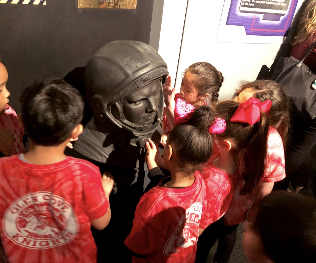 MsMaryMaloney's tweet photo. Deasy School 1st graders had an INCREDIBLE time at the Cradle of Aviation Museum today exploring space! 🌏⭐️🌕☄️ #GlenCovePride @GlenCoveSchools @GiselleJaclyn @_JMcKenna19 @melaniearfman @GCSD_Science https://t.co/k5pFHK6HJD