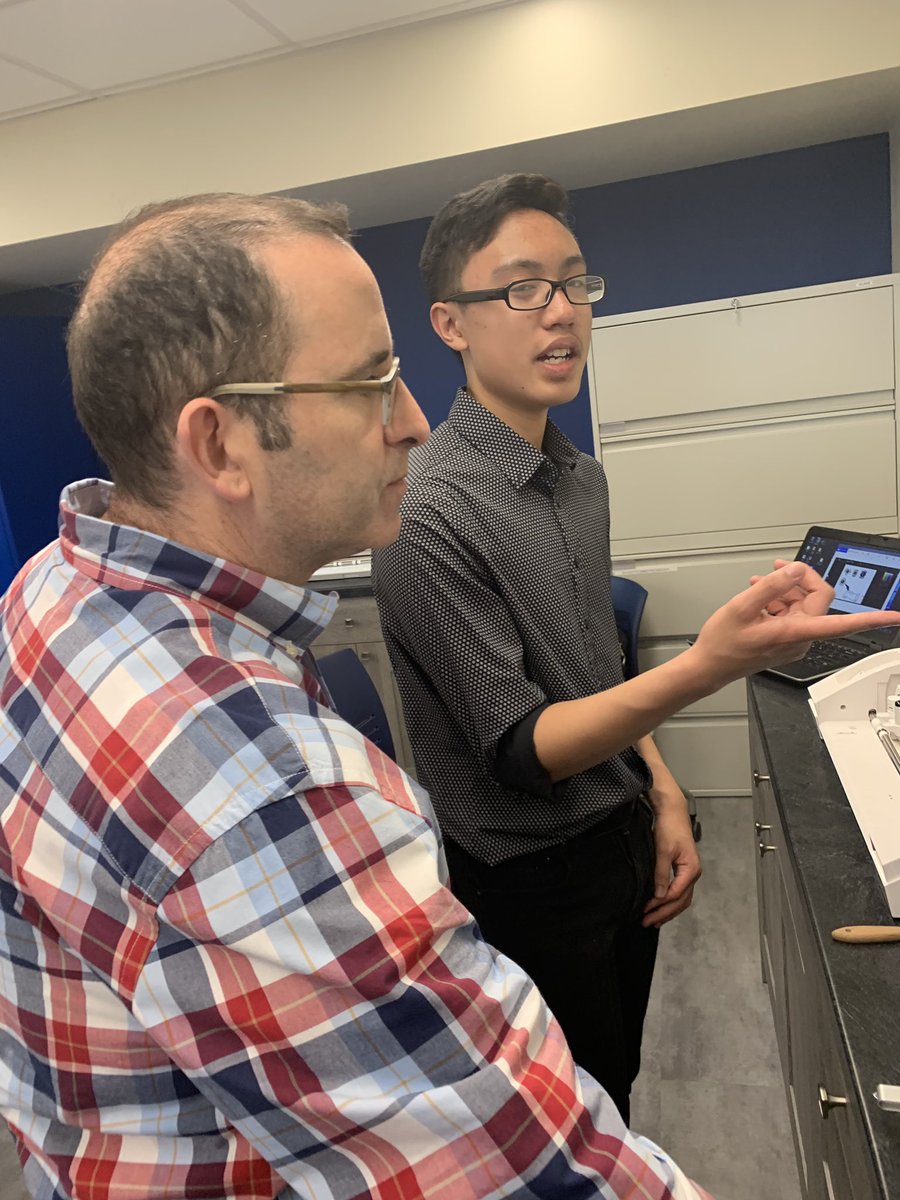 asmusj's tweet photo. Lunch and Learn #leydenpride makerspace faculty are the best! Take a look at what the #makersquad taught their teachers! https://t.co/1gQ6apB4tH