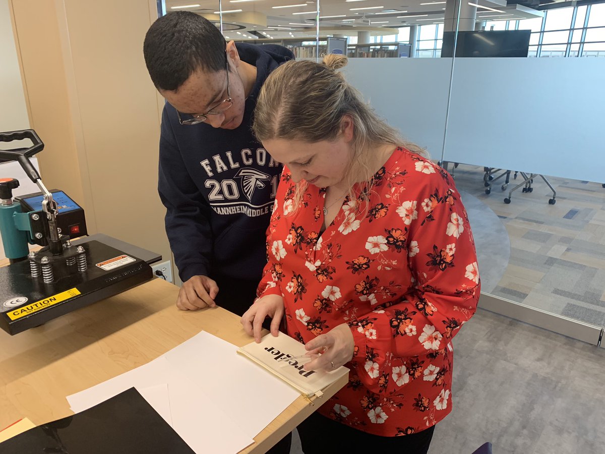 asmusj's tweet photo. Lunch and Learn #leydenpride makerspace faculty are the best! Take a look at what the #makersquad taught their teachers! https://t.co/1gQ6apB4tH