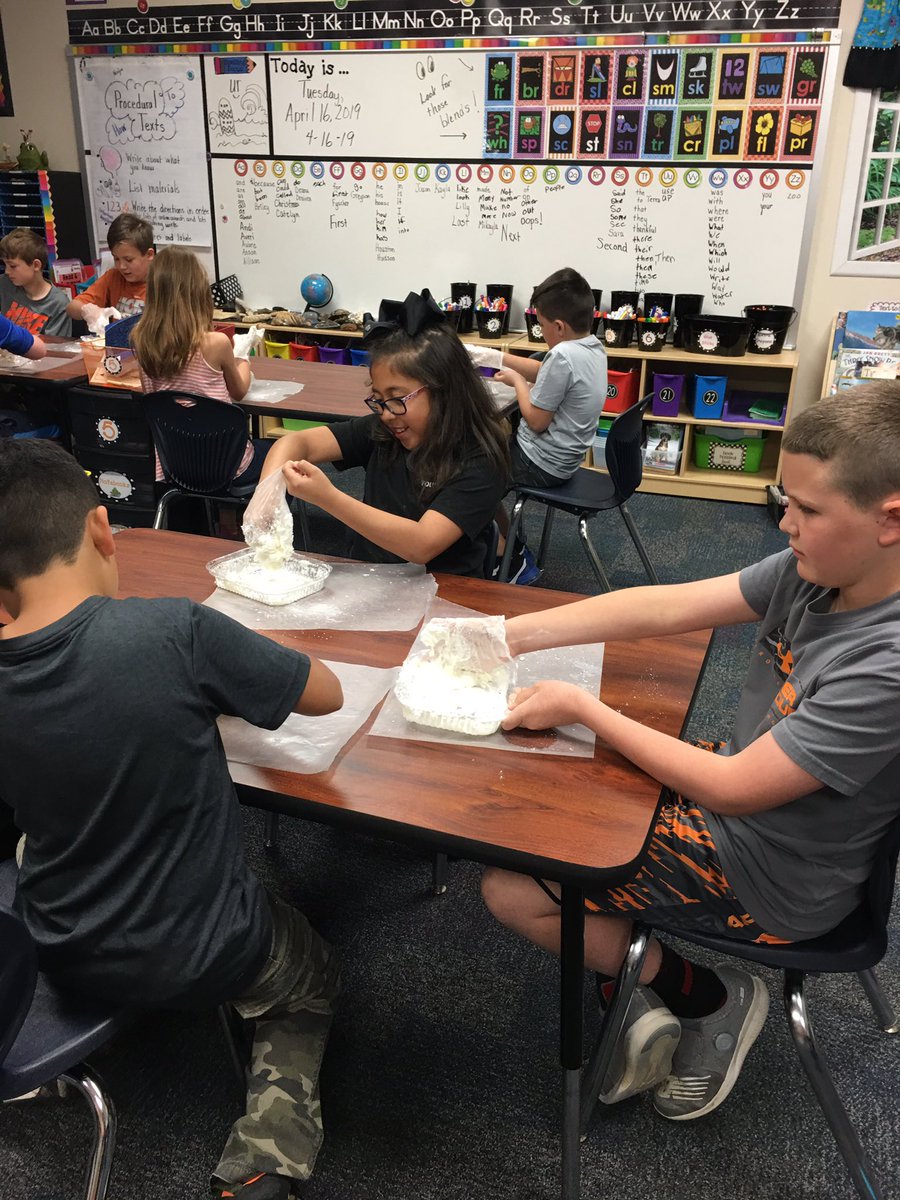 firstiefrogs's tweet photo. Making our own polymer clay for our last Mud Bugs Club! Messy fun was had by all😂#bestatYES https://t.co/Yfkbh1GNIz
