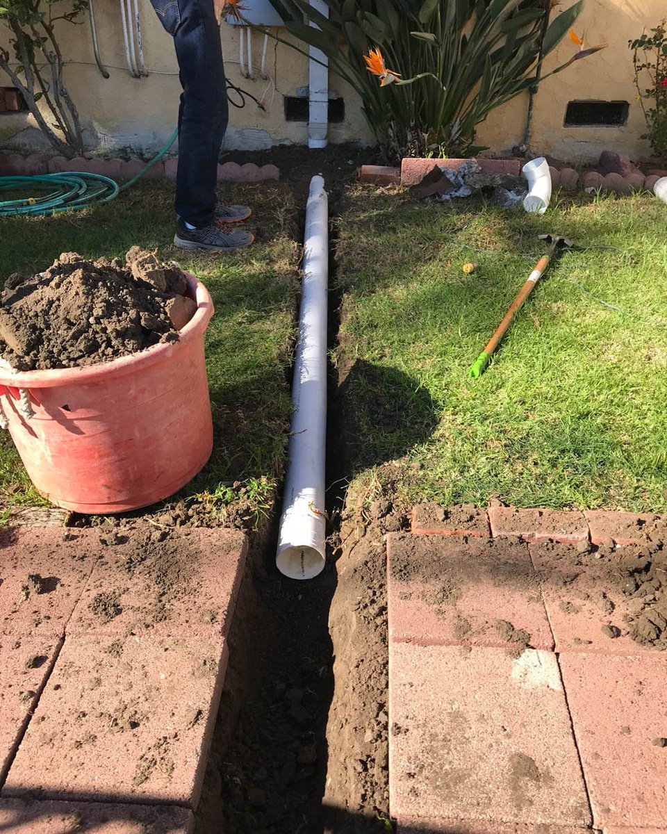 JeffBoard3's tweet photo. We #workhard so that you don’t have to. #Relax, and give us a call so we can handle all of your #FoundationRepair services with the highest level of #passion and #precision. Give Us A Call at # (818) 391-5088 today! #FoundationServices #FoundationRepai ... https://t.co/tVCFCbZq4n https://t.co/4prIOoXUcJ